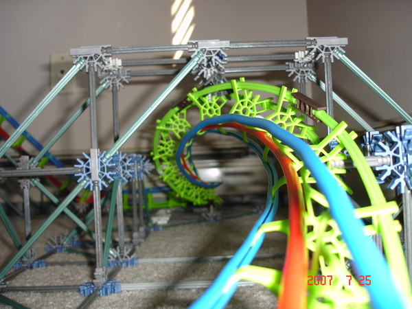 Devastator, a B&M Floorless Coaster - K'NEX Coaster Construction ...